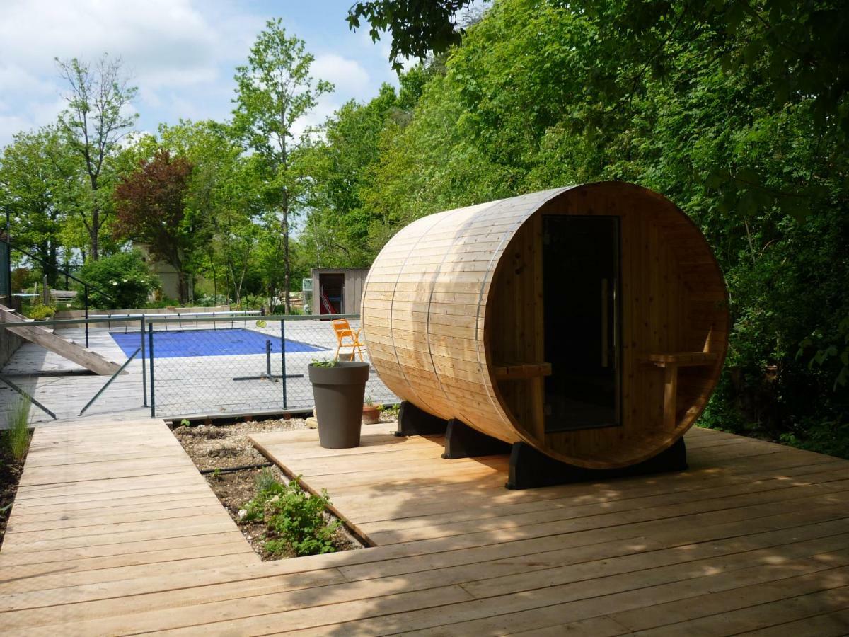 Workshop With Shared Pool For 2-6 In Semur En Auxois, Burgundy ภายนอก รูปภาพ